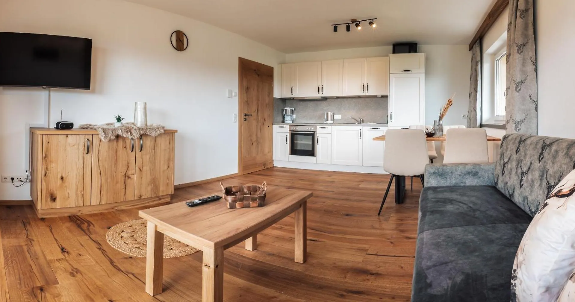 Koenigsblick Poppler Apartment Hopferau Germany